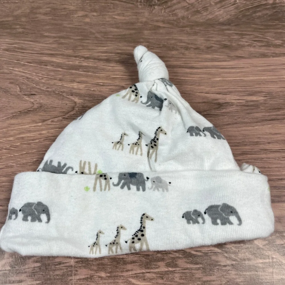 Target Gerber Baby Hats 0-6M Black White Grey Striped Elephant Top Knot 4 Pack